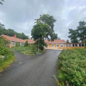 Exterior - Arendal Deluxe Rooms (Arendal)