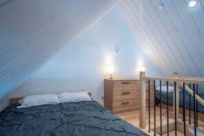 2 makuuhuonetta, silitysrauta/-lauta, Wi-Fi, vuodevaatteet