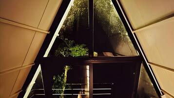 Cottage, Balcony, Garden View