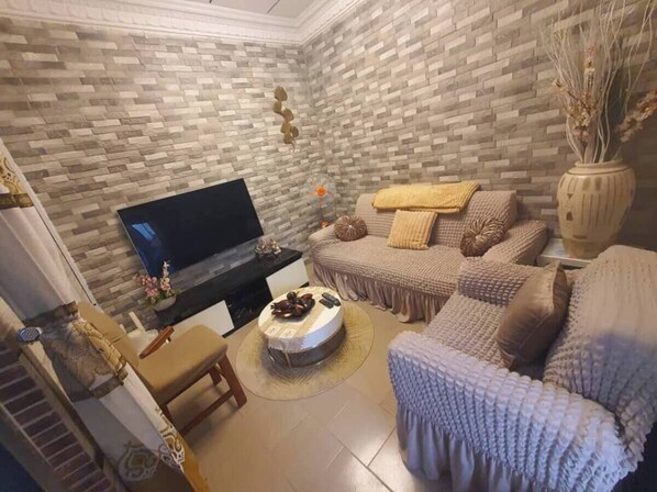 Smart TV, video games