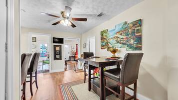 Rumah, 3 kamar tidur | Tempat makan