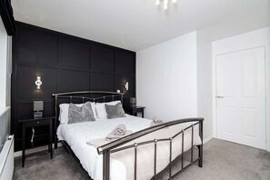 3 Schlafzimmer, Bügeleisen/Bügelbrett, WLAN, Bettwäsche