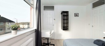 4Bed-House-2Bath-Free Parking