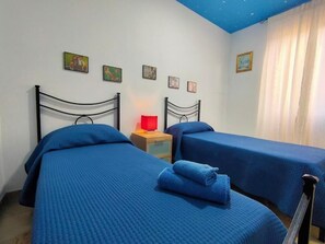 4 Schlafzimmer, Bügeleisen/Bügelbrett, WLAN, Bettwäsche