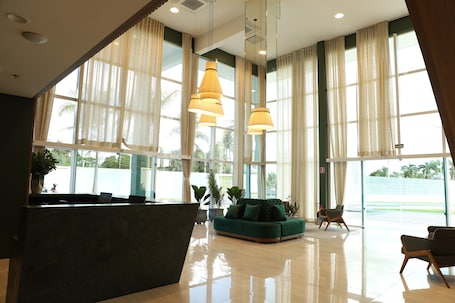 Lobby. Palace Green Hotel
