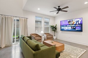 TV