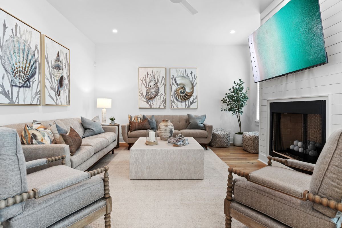 Smart-TV, Kamin, Arbeitsbereiche