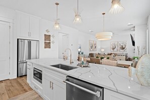 Fridge, microwave, oven, stovetop - Beach Breeze – New Listing / Private Beach / EV Charging Station (Miramar Beach)