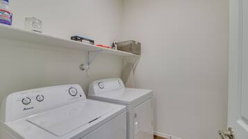 Apartment (4 Bedrooms) | Interior