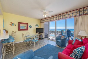 TV - G415 High-floor 1BR+ bunk room condo Gulf views, balcony & resort amenities! (Fort Walton Beach)