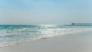 Unclassified image, 4 of 96, button - G501 Corner 2BR + Bunk w/ Gulf Views, Balcony & Free Beach Service (Fort Walton Beach)