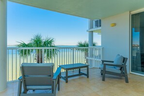 Property grounds - H301 Newly Remodeled Luxury Bayfront Retreat with Unbelievable Views! (Fort Walton Beach)