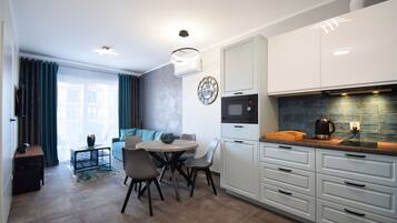 Comfort Apartment, Balcony | Private kitchenette