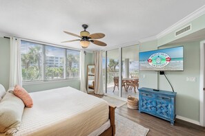 3 habitaciones, tabla de planchar con plancha, wifi y ropa de cama 