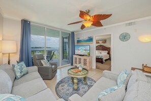 TV, DVD player - S504 Newly Renovated Bayview Condo with Private Balcony| 2BR + Bunks | (Fort Walton Beach)