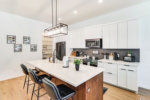 House (3 Bedrooms) | Interior - Hot Tub & Fire Pit: 'evergreen Escape' in Bastrop! (Bastrop)