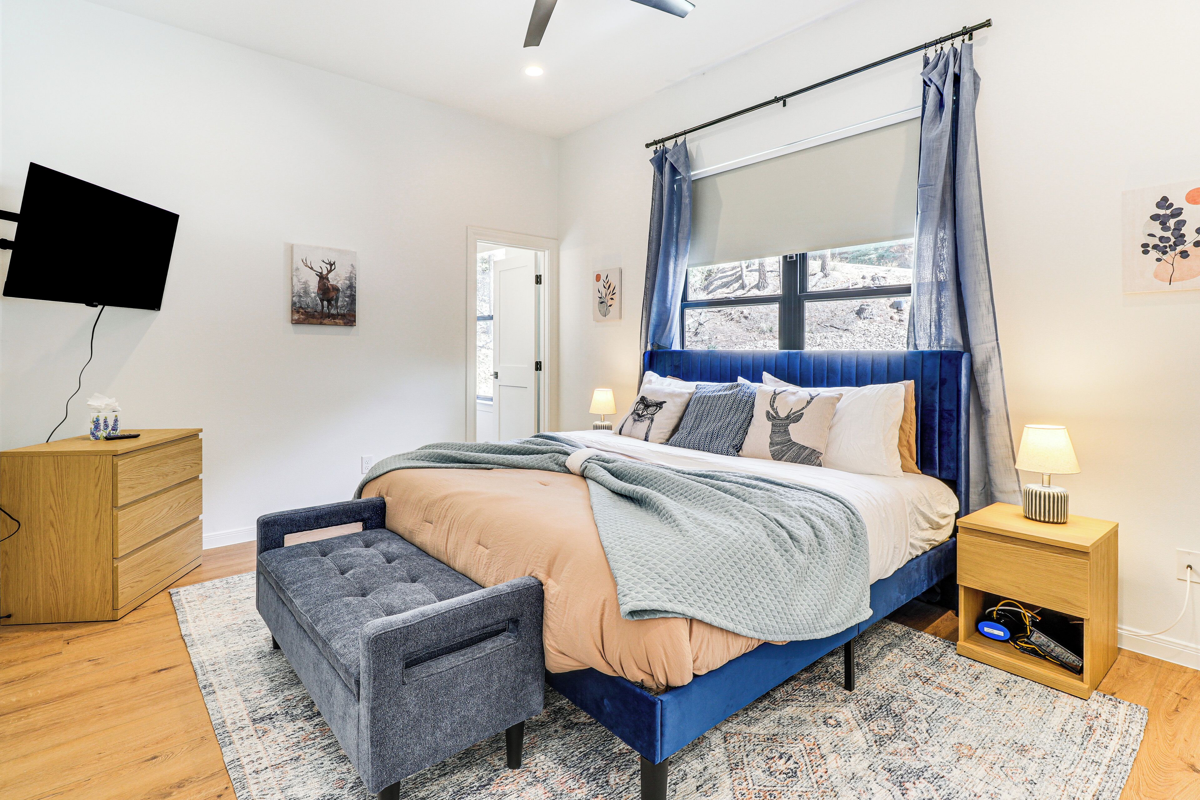 House (3 Bedrooms) | Interior