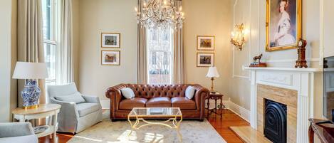 Cottage (2 Bedrooms) | Front of property