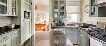 Walk to Mississippi River & Dtwn: Historic Haven!