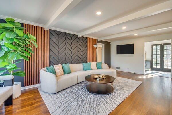 Mid-century Bungalow In The Heart Of Buckhead! - Atlanta, GA