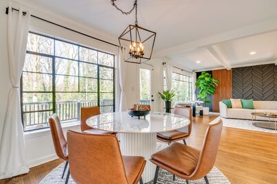 Mid-century Bungalow in the Heart of Buckhead!