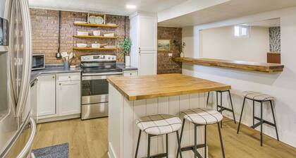 Scenic Patio & Views! Stay 10 Mi to Nordic Valley