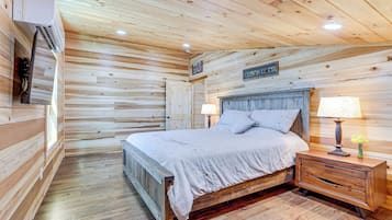 House (1 Bedroom) | Interior