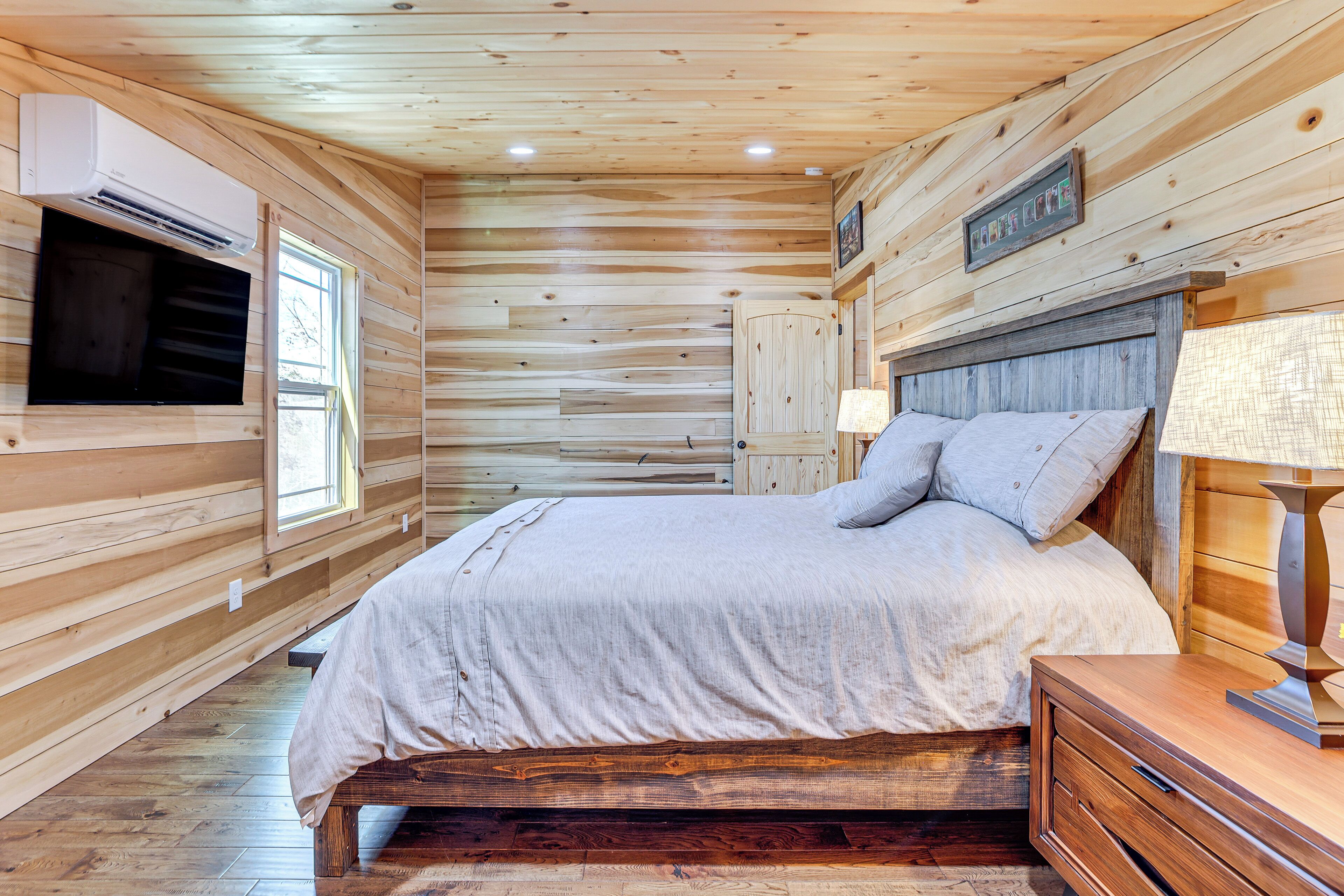 House (1 Bedroom) | Interior