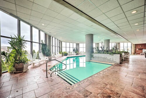 Slope Views & Ski In/out: Sugar Mtn Condo W/pool