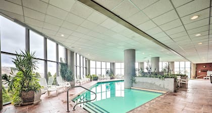 Slope Views & Ski In/out: Sugar Mtn Condo W/pool