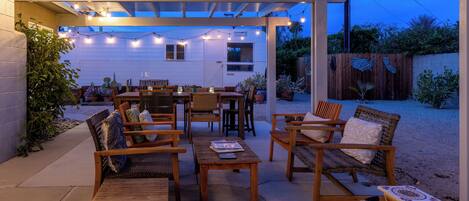 Outdoor dining