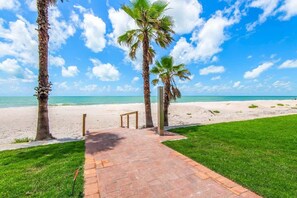 Beach nearby - Sea Forever, Beachfront, Belleair Beach (Belleair Beach)
