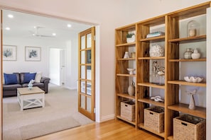 Smart TV, fireplace, offices