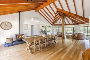 Interior - FABULOUS RURAL ESCAPE SET ON A PEACEFUL LANDSCAPE OF NATURAL BUSHLAND (Yallingup)