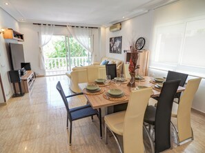 تناول الطعام