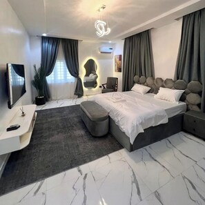 Appartement Familial, balcon, vue ville