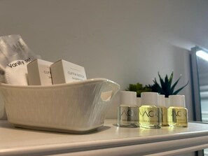 Economy kamer | Een kluis op de kamer, een strijkplank/strijkijzer, gratis wifi