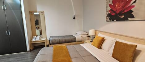 Comfort-Dreibettzimmer