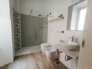 Comfort Double Room | Bathroom
