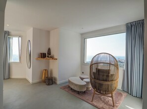 Interior - Pink Suite by Hello Homes Sitges (Sitges)