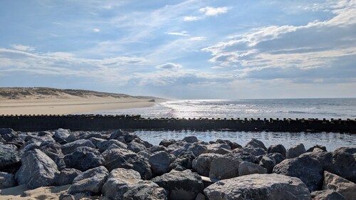 Apartment with garden near the beach