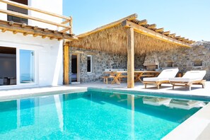 Villa, 3 Schlafzimmer, eigener Pool, Meerblick