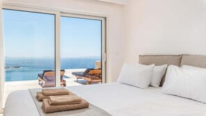Villa, 5 Schlafzimmer, eigener Pool, Meerblick | Zimmersafe, Verdunkelungsvorhänge, schallisolierte Zimmer