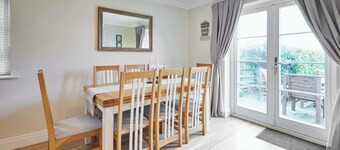 Host & Stay | The Fold