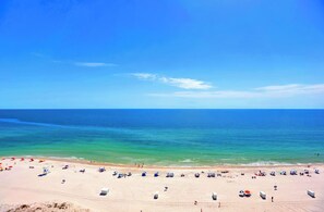 On the beach - Lighthouse 1206 by Liquid Life (Gulf Shores)