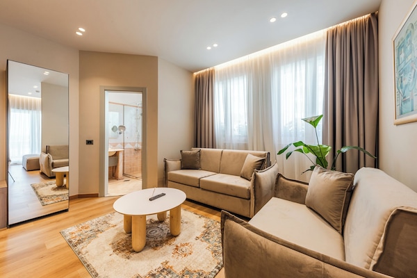 Suite, vistas al mar | 1 dormitorio, sábanas italianas Frette, ropa de cama de alta calidad