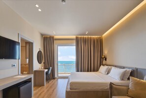 Habitación Deluxe doble, vistas al mar | Sábanas italianas Frette, ropa de cama de alta calidad, minibar