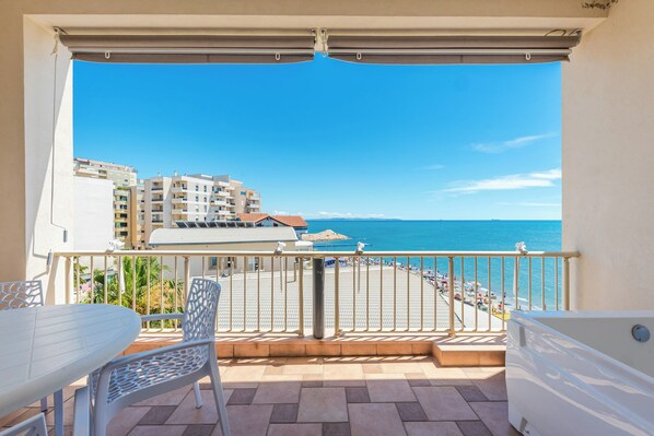 Suite, Sea View | Terrace/patio