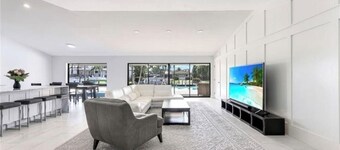 Oceanfront Retreat in Fort Myers - 3 Bedrooms, Private Pool