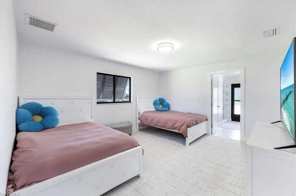 Casa, 3 habitaciones, con acceso para personas discapacitadas, alberca privada | 3 habitaciones